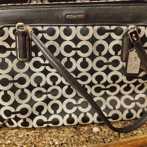 Coach Madison Black/Grey Op Art Kimberly Carryall